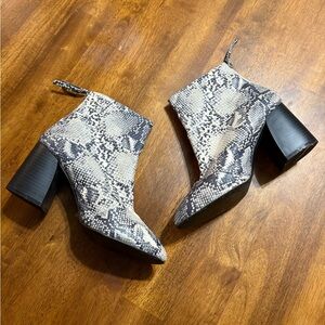 Qupid snake print ankle boots